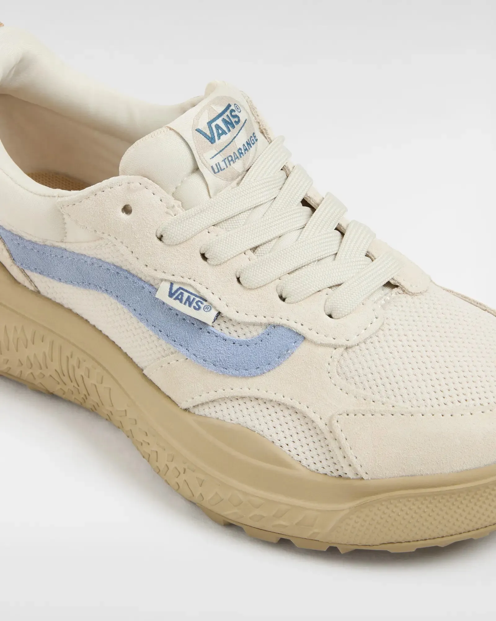 MTE Ultrarange Neo VR3 Shoes in White & Blue
